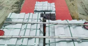 衢州 芝麻白仿形加直形路沿石出货日常