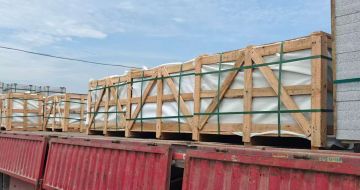 衢州 芝麻白花岗岩地铺石出口专车-泰国游