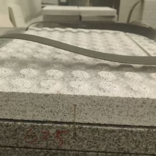 衢州 芝麻白花岗岩6.0公分荔枝面五轴加工雕刻盲点