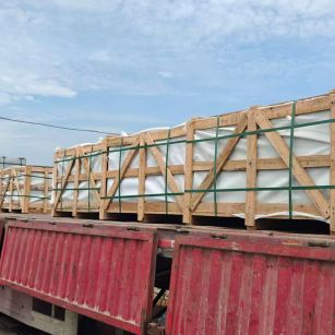 衢州 芝麻白花岗岩地铺石出口专车-泰国游