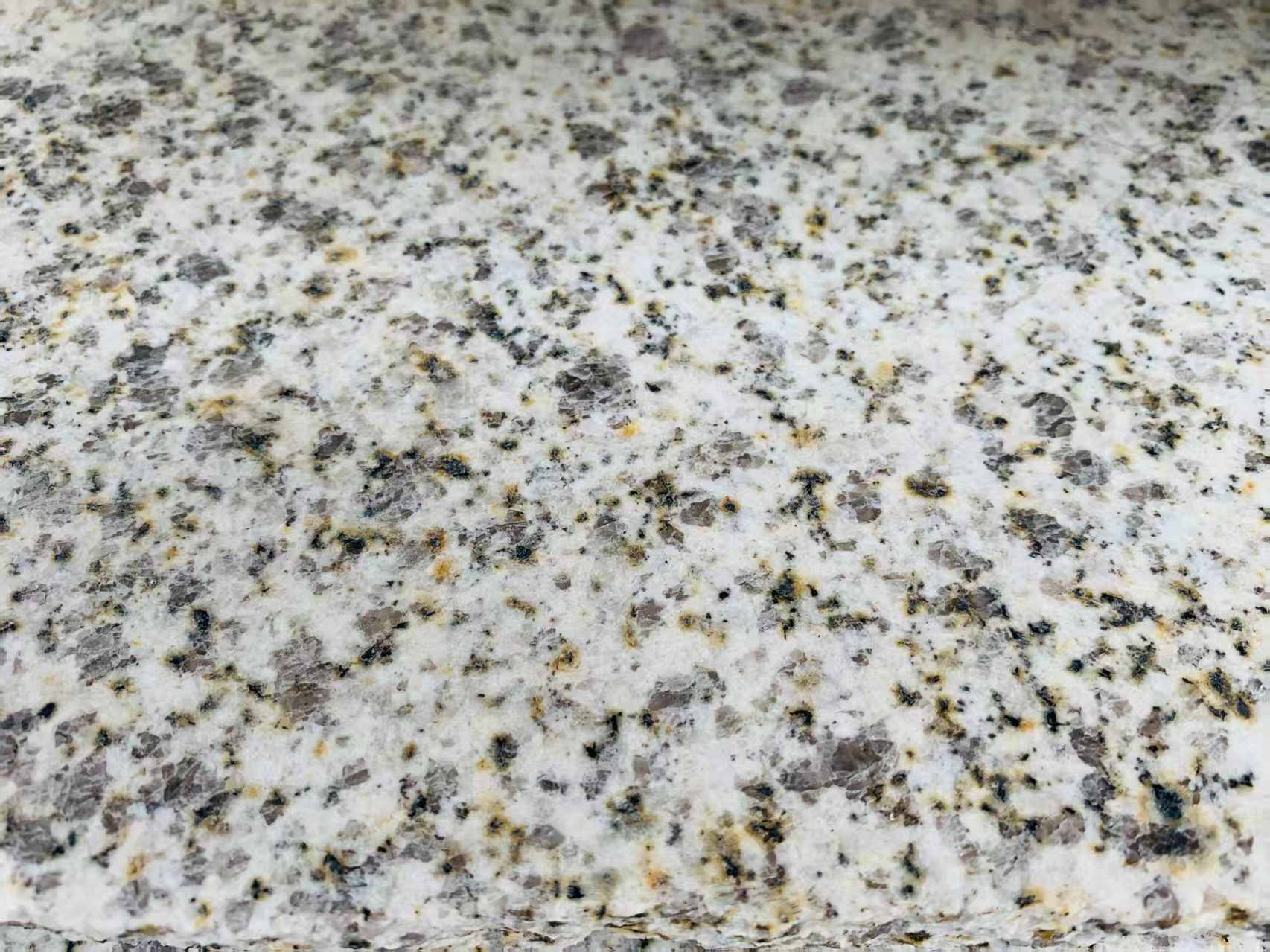 衢州 黄金麻花岗岩石材浅黄光面