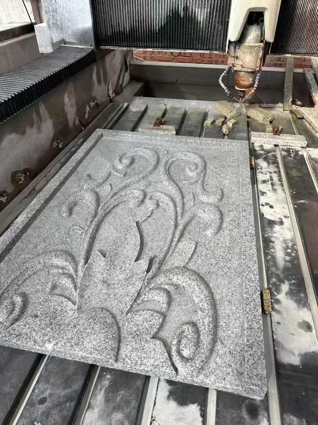 衢州 白麻别墅干挂雕花板