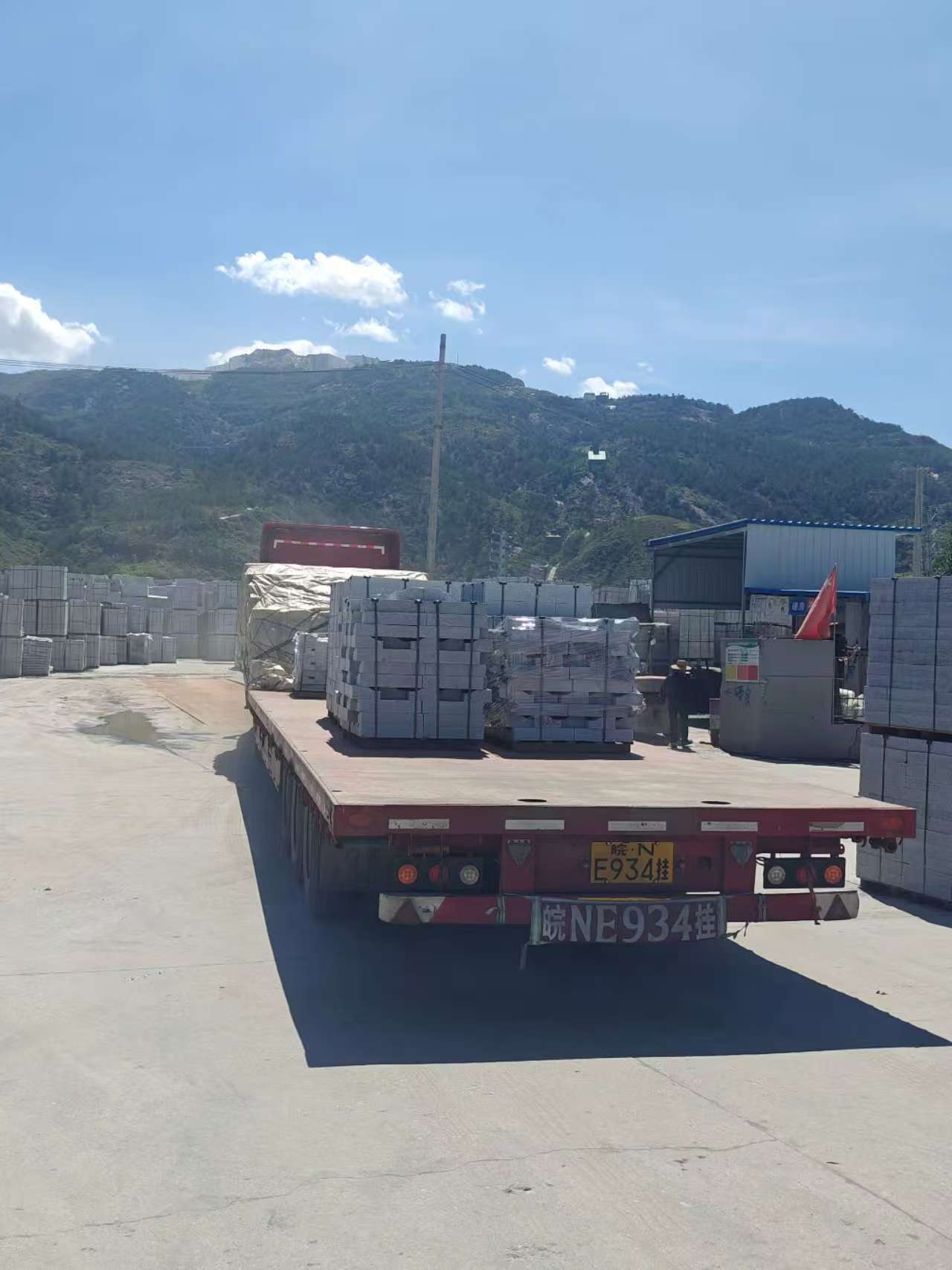 衢州 芝麻白仿形路沿石，直形路沿石