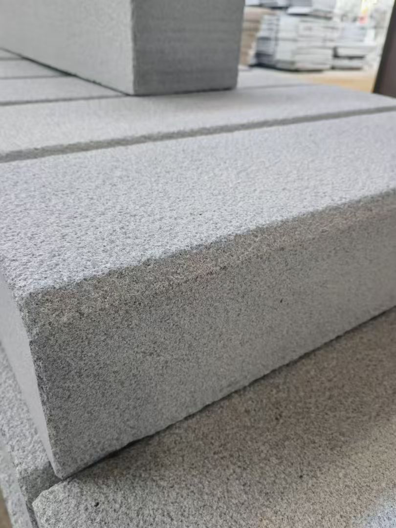 衢州 芝麻灰荔枝面路沿石