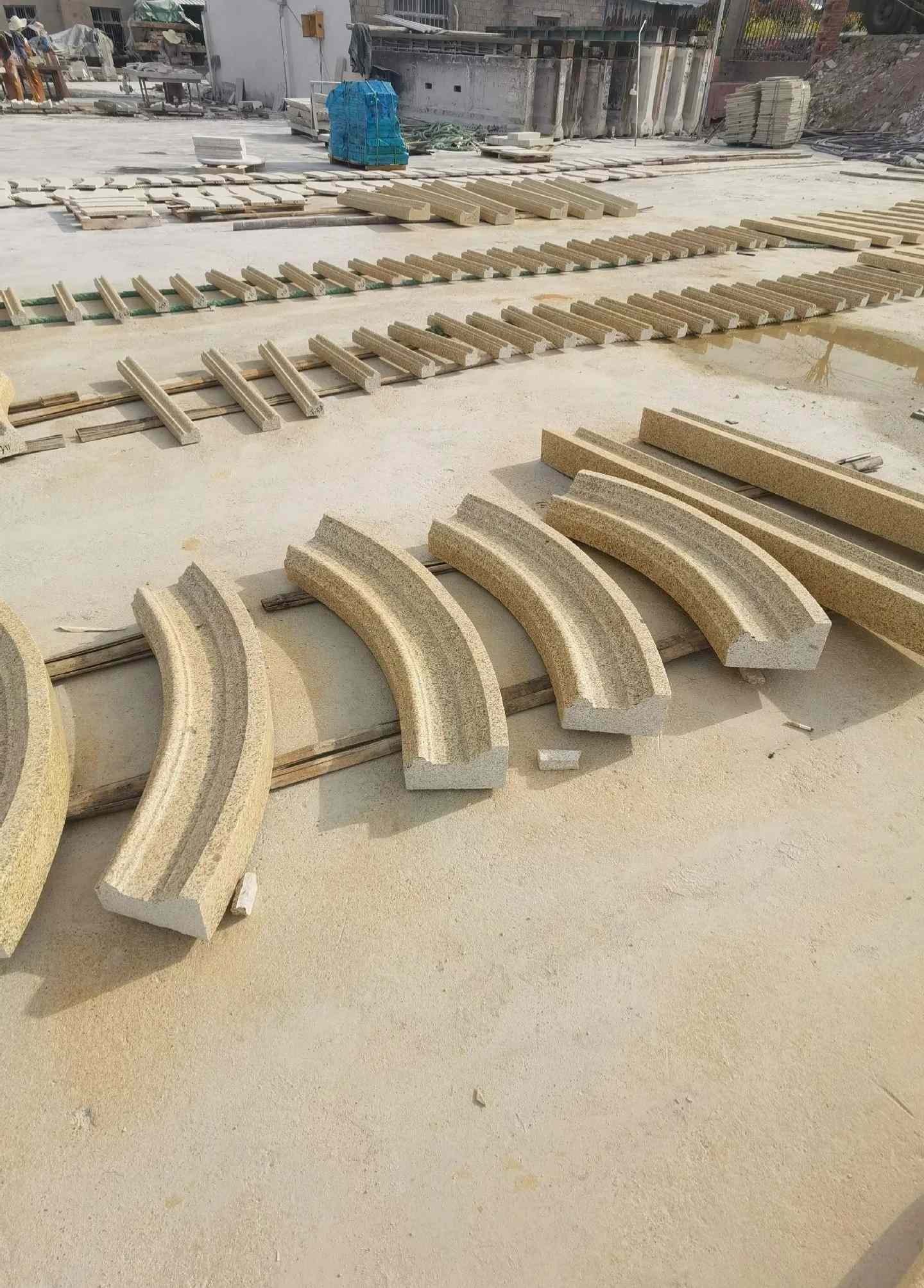 衢州 黄金麻花岗岩别墅线条