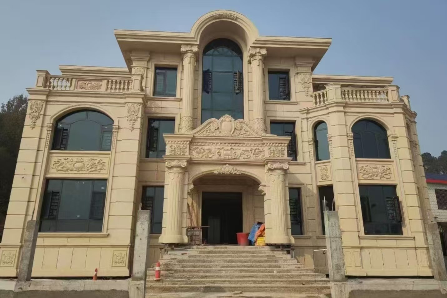 衢州 黄金麻花岗岩别墅外墙干挂